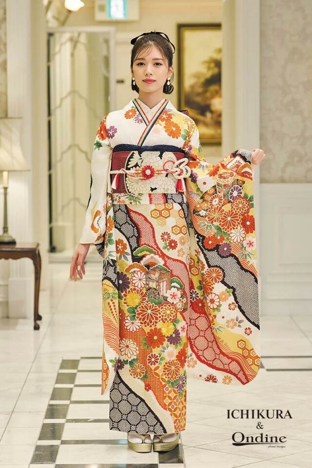 振袖専門店 オンディーヌの振袖 /白色/赤色/古典/桜柄/ E-1001 | My振袖