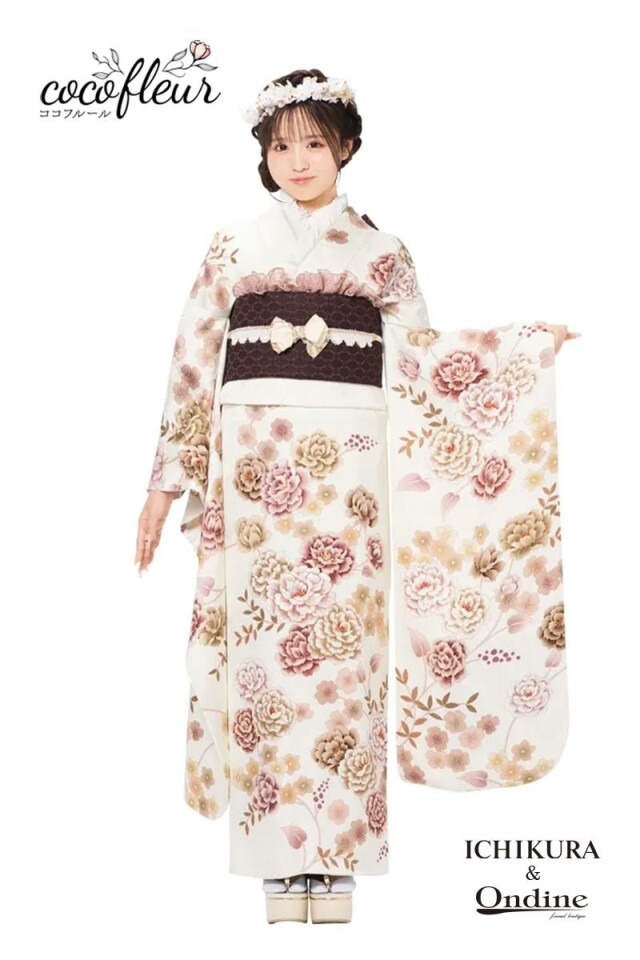 振袖専門店 オンディーヌの振袖 /白色/ピンク色/エレガント/花柄/ OE