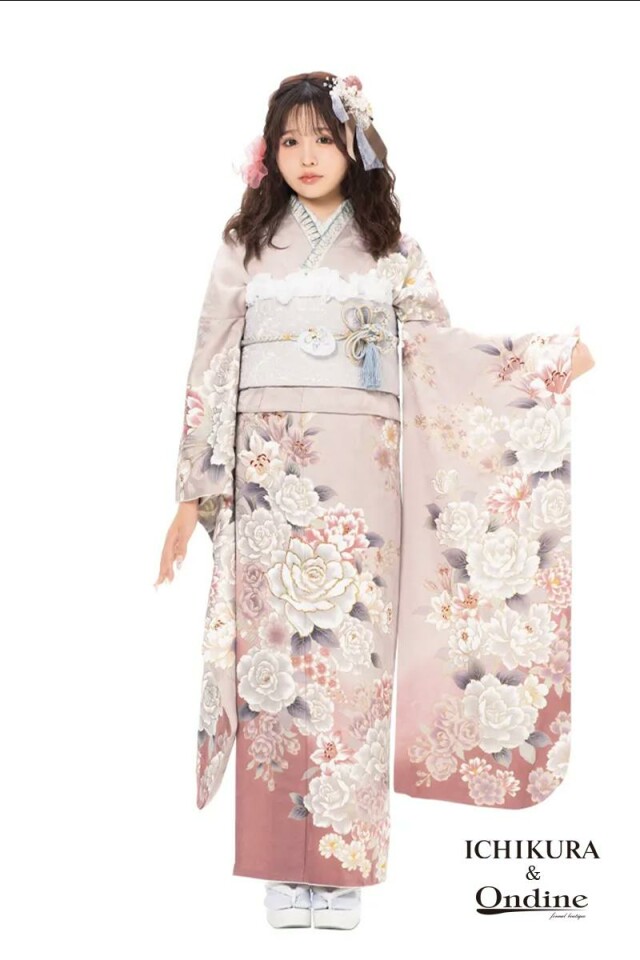 振袖専門店 オンディーヌの振袖 /ベージュ色/ピンク色/古典/桜柄/ OE