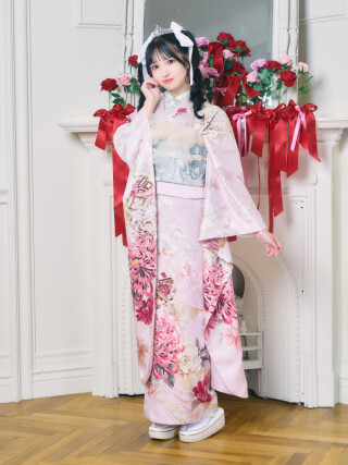 20Lab.（ハタチラボ.）の振袖 /ピンク色/ゴールド色/キュート/花柄