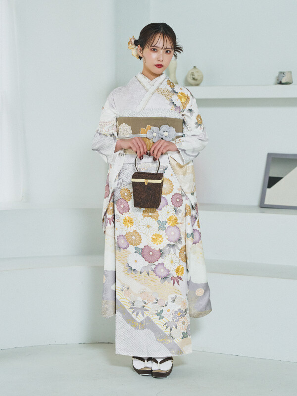 20Lab.（ハタチラボ.）の振袖 /グレー色/シルバー色/古典/菊柄/ S20L