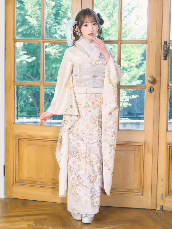 20Lab.（ハタチラボ.）の振袖 /ベージュ色/ゴールド色/キュート/花柄