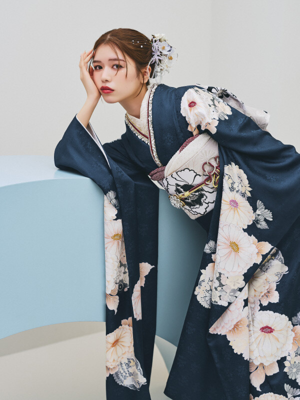 20Lab.（ハタチラボ.）の振袖 /青色/白色/エレガント/花柄/ S20L-057