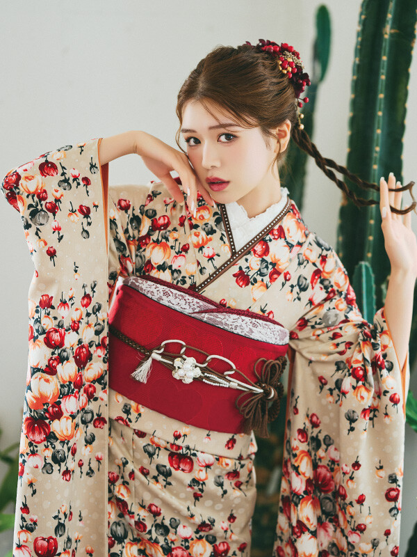 20Lab.（ハタチラボ.）の振袖 /ベージュ色/赤色/キュート/花柄/ FM-55