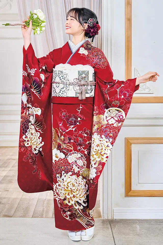 ★今週中価格★【卒業式/土屋太鳳着用】正絹振袖フルセット　深緑花柄ジョイフル恵利 成人式まであと3ヶ月となりました！ 今日は土屋太鳳ちゃんの大人気