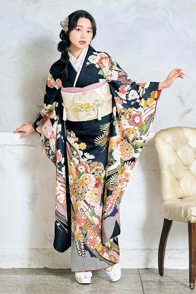 ジョイフル恵利の振袖 /紺色/赤色/古典/熨斗柄/ E-4701【2026カタログ