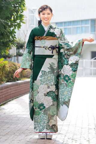 花いち都屋の振袖 /紺色/古典/花柄/ IT2504 | My振袖