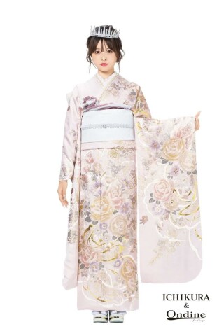 振袖専門店 一蔵の振袖 /ピンク色/ゴールド色/キュート/バラ柄/ OE