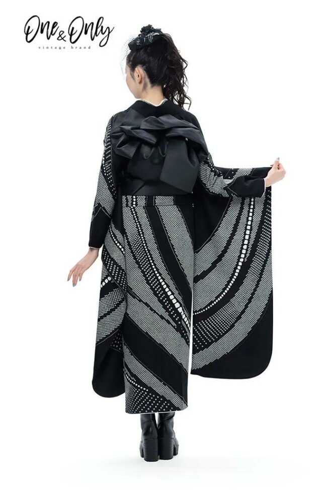 振袖専門店 一蔵の振袖 /黒色/グレー色/クール/縞柄/ OE-1551 | My振袖