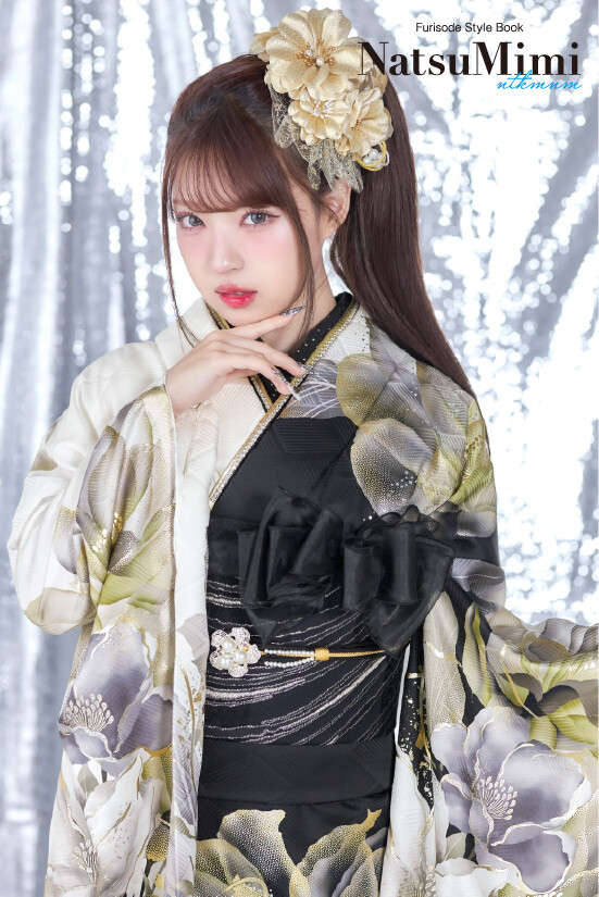 振袖館COCOLの振袖 /白色/黒色/クール/花柄/ NAT-211 | My振袖