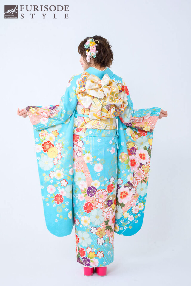 FURISODE STYLE まるやま・京彩グループの振袖 /水色/ピンク色