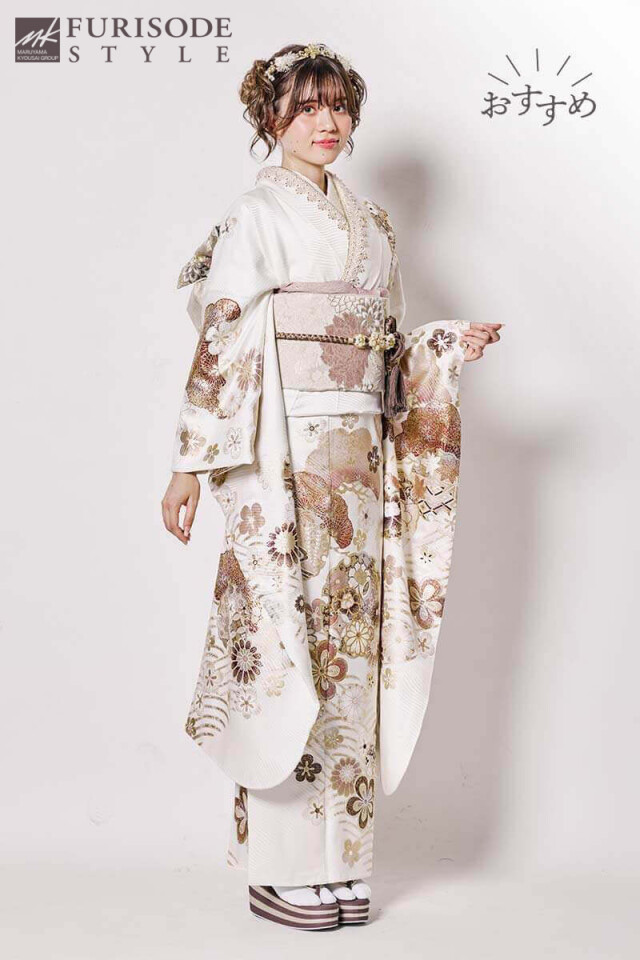 FURISODE STYLE まるやま・京彩グループの振袖 /白色/ベージュ色