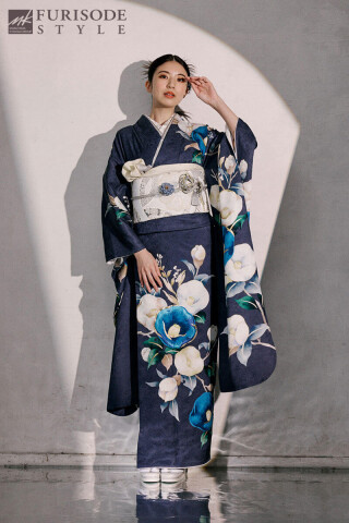 【MK-1610】深紺に咲く青い花が印象的なエレガントな振袖_振袖_52494 | FURISODE　STYLE　まるやま・京彩グループ