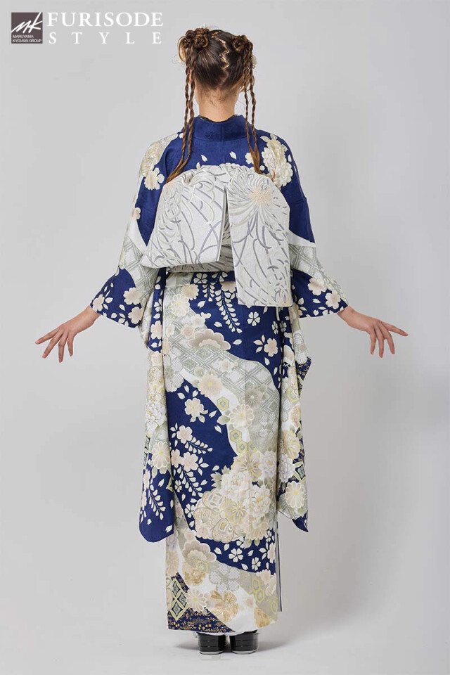 FURISODE STYLE まるやま・京彩グループの振袖 /紺色/ゴールド色