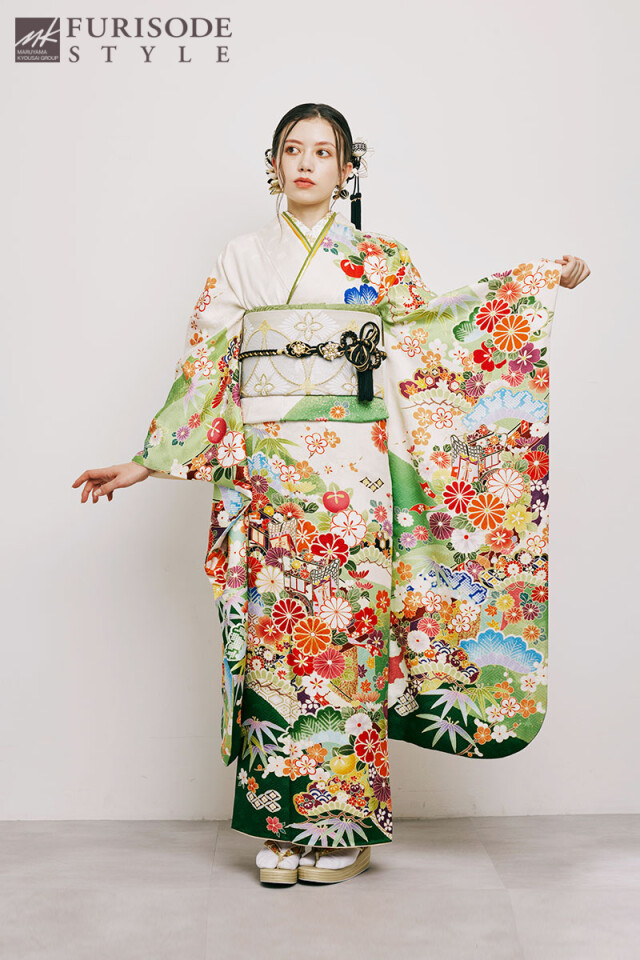 FURISODE STYLE まるやま・京彩グループの振袖 /白色/緑色/キュート/車