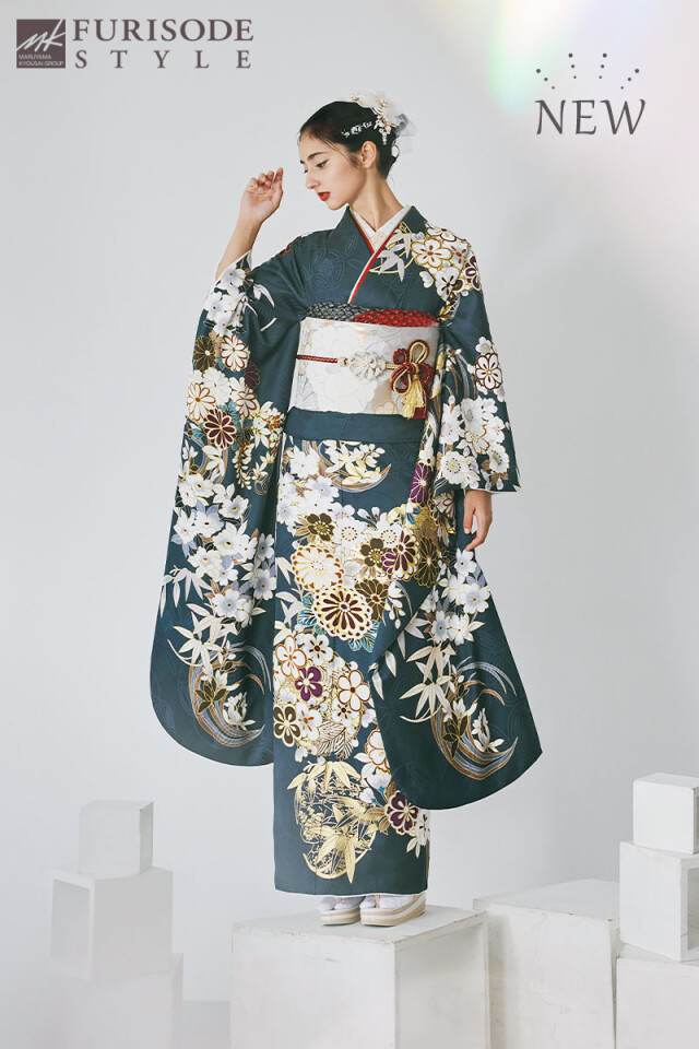 FURISODE STYLE まるやま・京彩グループの振袖 /紺色/ゴールド色
