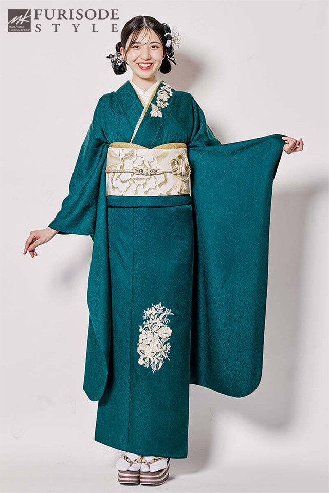 FURISODE STYLE まるやま・京彩グループの振袖 /緑色/白色/クール/無地