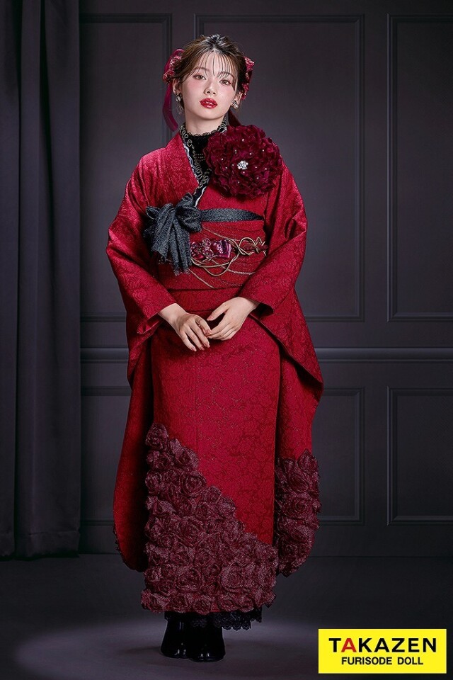 TAKAZENの振袖 /赤色/エレガント/バラ柄/ ヘップバーンローズ 赤 薔薇