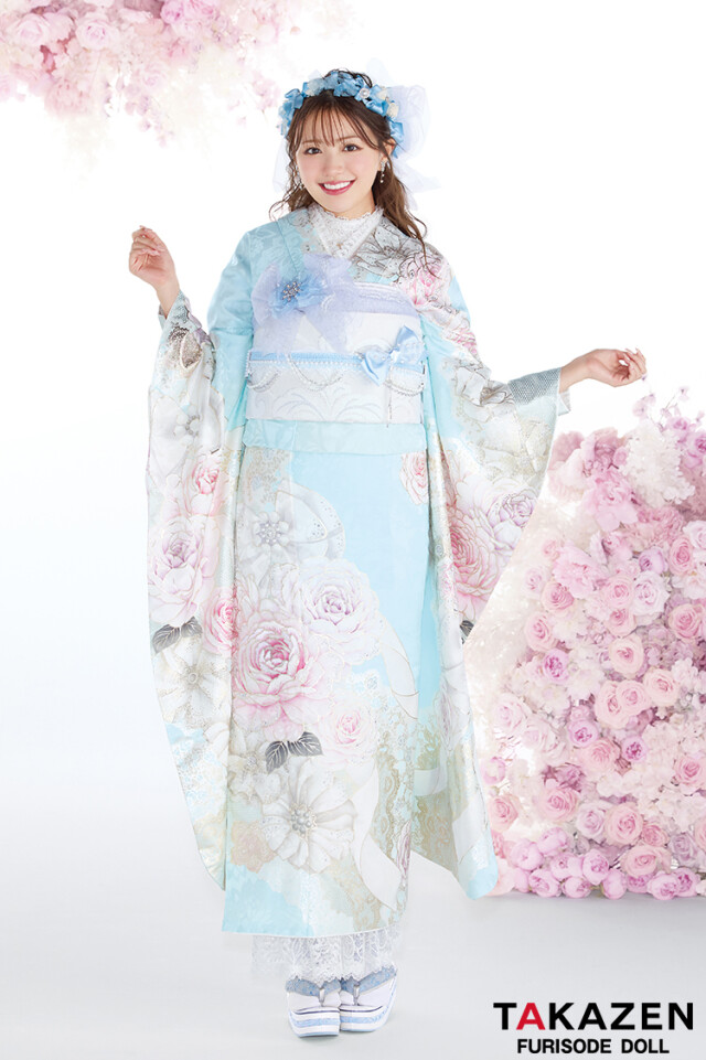 TAKAZENの振袖 /水色/ピンク色/エレガント/バラ柄/ ヘップバーン最新作