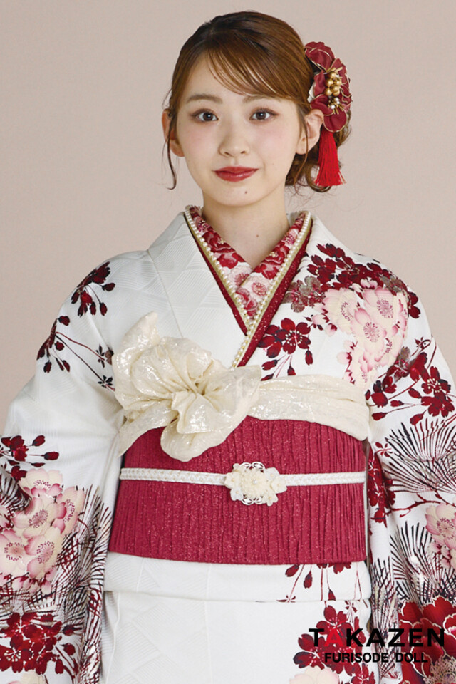 TAKAZENの振袖 /白色/赤色/古典/牡丹柄/ 正統派古典 華徒然×吉木千沙都