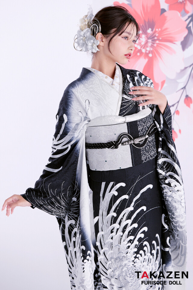 TAKAZENの振袖 /黒色/白色/古典/菊柄/ 最新作粋古典 黒シルバー 乱菊柄