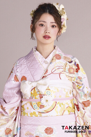 TAKAZENの振袖 /白色/赤色/古典/花柄/ 最新作正統派古典 ピンク 鞠柄