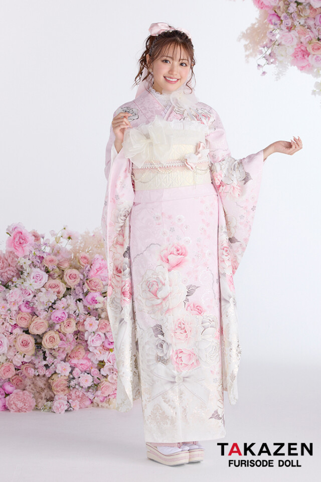 TAKAZENの振袖 /オレンジ色/エレガント/バラ柄/ ヘップバーンコスメ