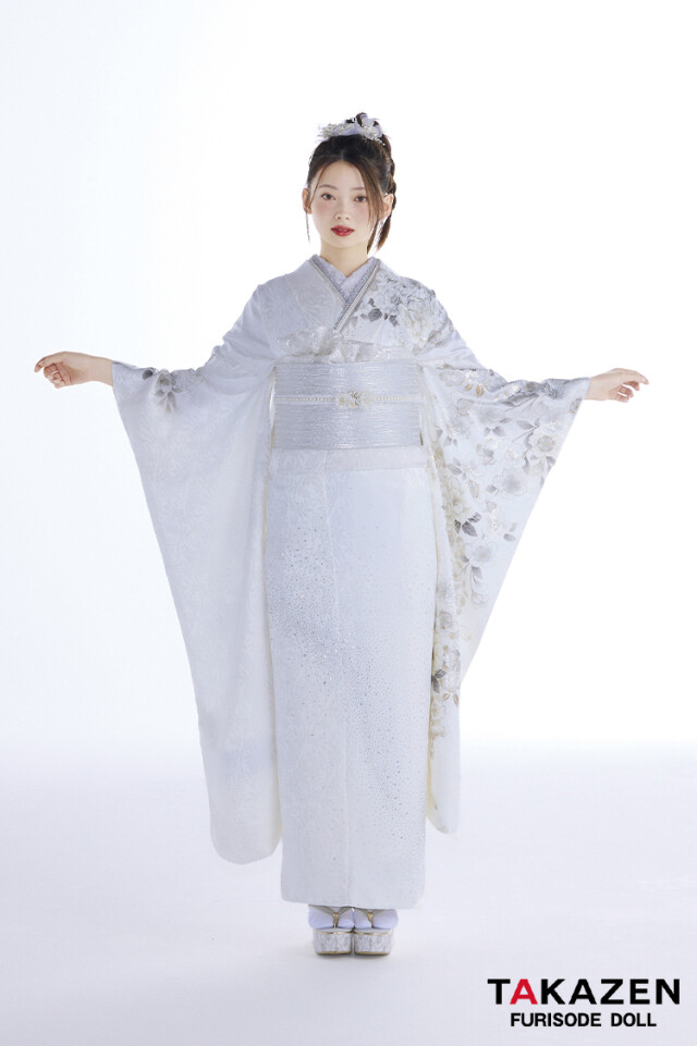 TAKAZENの振袖 /白色/エレガント/無地柄/ 最新作ヴィンテージスタイル