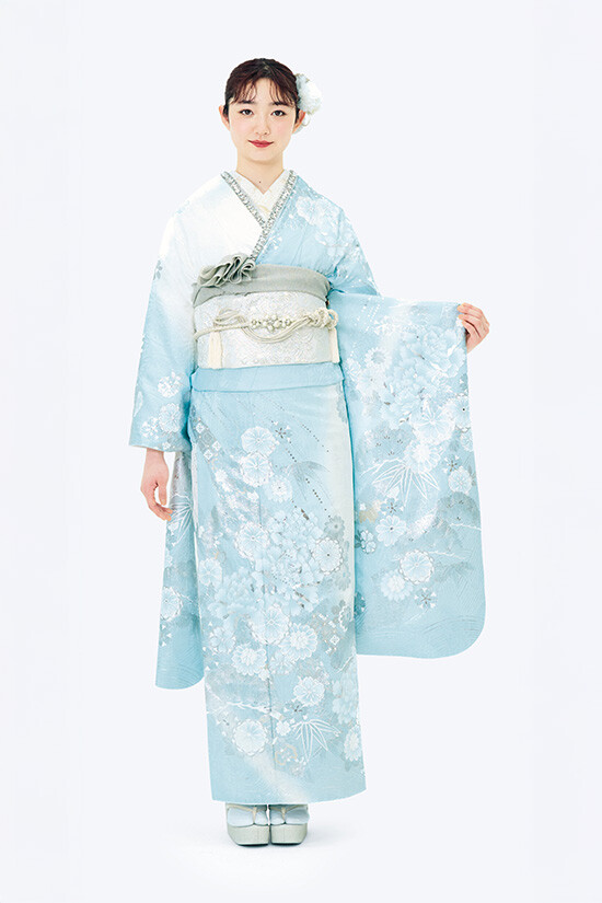 振袖20 出口夏希”ちゃんの振袖-白｜成人記念の新作振袖ご紹介 DN-03