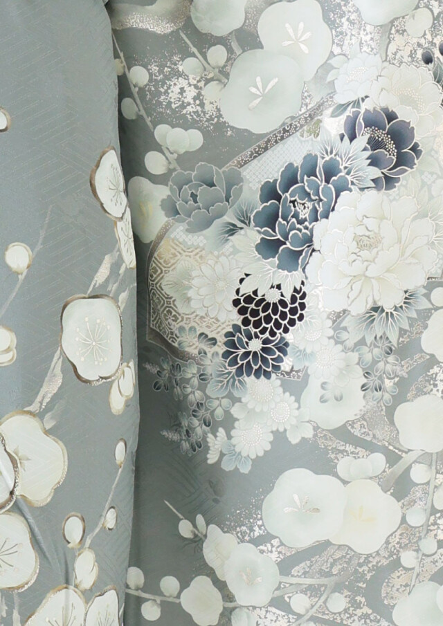 FURISODE ARCの振袖 /グレー色/シルバー色/古典/花柄/ 24-1280