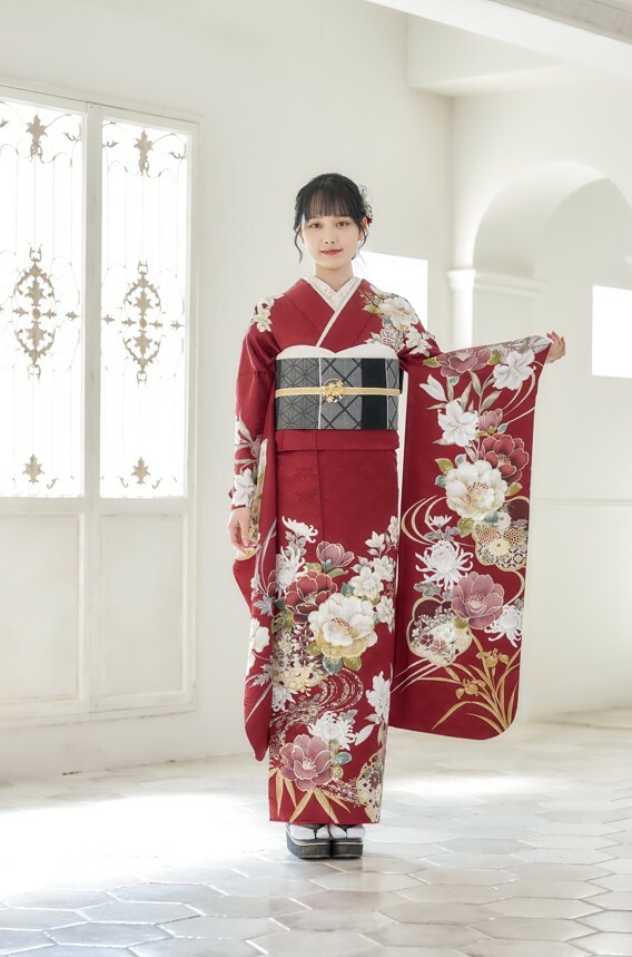 スタジオステップの振袖 /赤色/白色/古典/椿柄/ Tokyo Retro | My振袖