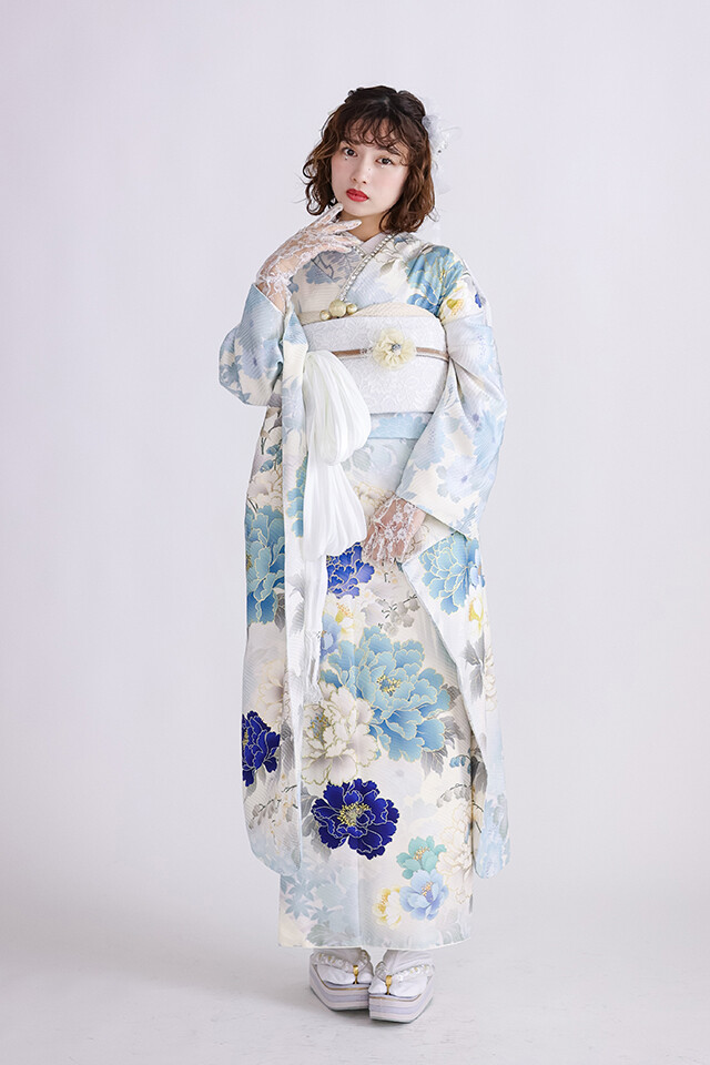 FURISODE efyの振袖 /水色/白色/キュート/花柄/ 大人ガーリー振袖 | My振袖