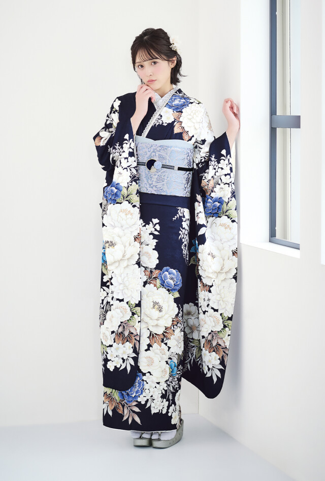 振袖1番館 スタジオB'Mの振袖 /紺色/エレガント/牡丹柄/ JM09 | My振袖