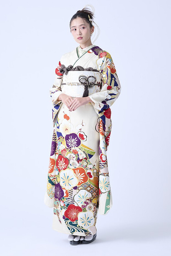 アイドルbyやまとの振袖 /白色/古典/梅柄/ idolbyyamato 振袖60017