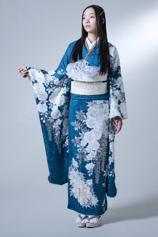 アイドルbyやまとの振袖 /青色/紺色/クール/無地柄/ idolbyyamato 振袖