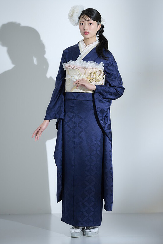 アイドルbyやまとの振袖 /青色/紺色/クール/無地柄/ idolbyyamato 振袖