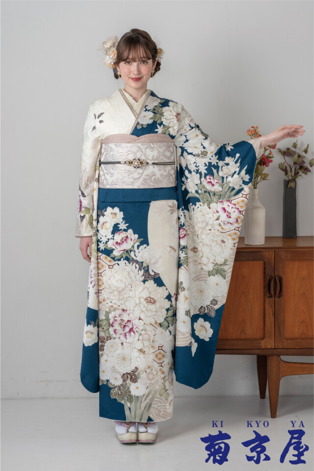 ターコイズブルー 花柄 振袖 ターコイズブルー 花柄 振袖