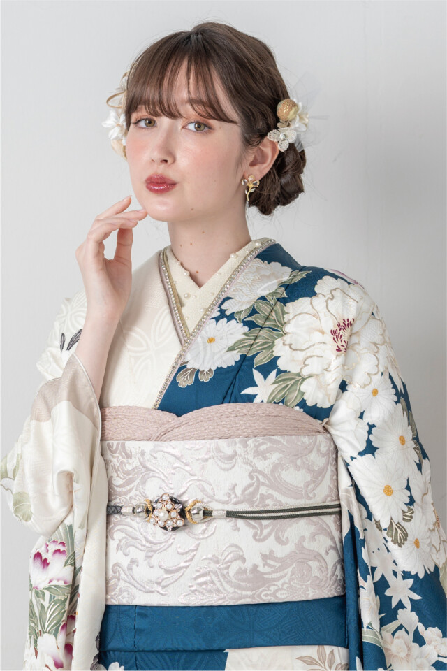 菊京屋の振袖 /青色/白色/古典/花柄/ ターコイズブルーに白花々 | My振袖