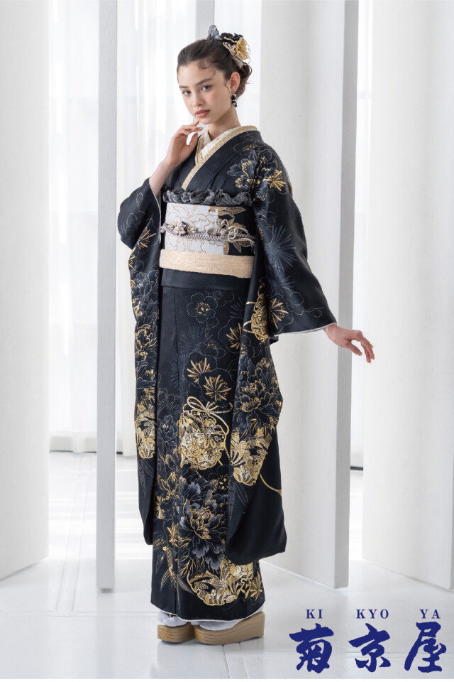 菊京屋の振袖 /黒色/クール/花柄/ 黒地に金彩プリンセス振袖 | My振袖