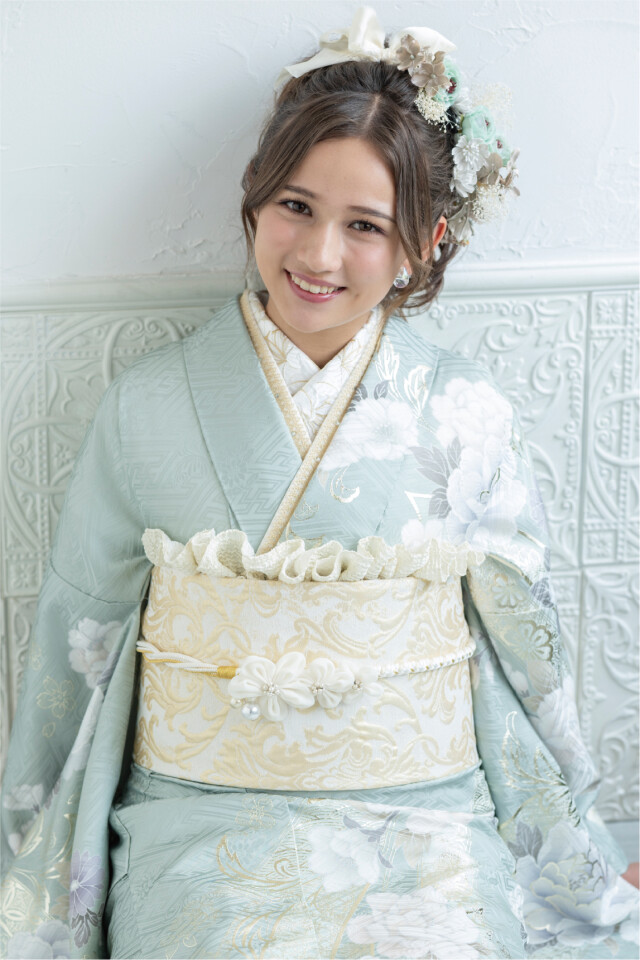 菊京屋の振袖 /その他色/緑色/キュート/牡丹柄/ ミント系に牡丹に