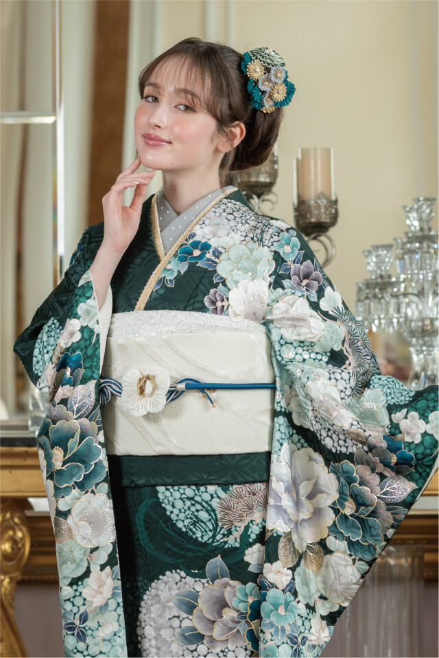 菊京屋の振袖 /緑色/キュート/椿柄/ エメラルドグリーンに椿 | My振袖