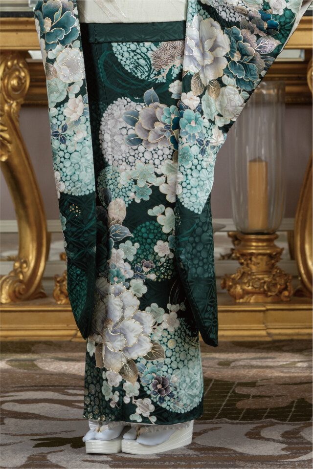 菊京屋の振袖 /緑色/キュート/椿柄/ エメラルドグリーンに椿 | My振袖