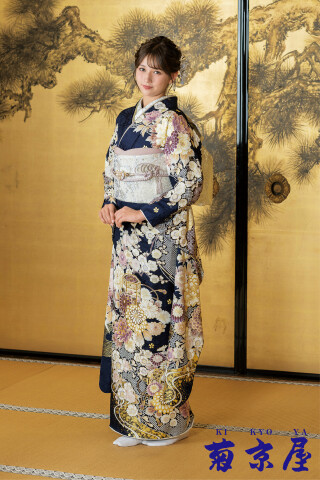 紺地に金彩と貝桶文様_振袖_92375 | 菊京屋