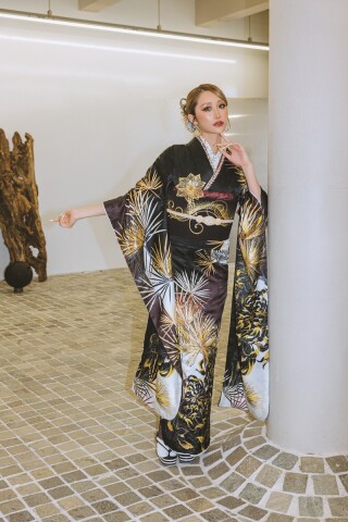 2026年NUTS_振袖_48834 | 呉服の登美屋