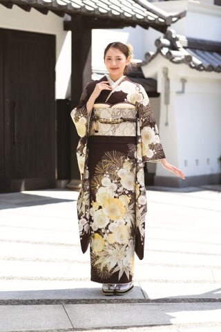 2026愛花MANACA掲載柄_振袖_48839 | 呉服の登美屋