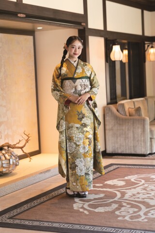 2026愛花MANACA掲載柄_振袖_48849 | 呉服の登美屋