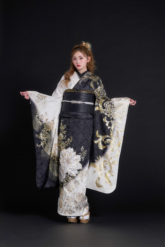 三井屋の振袖 /白色/黒色/グラマラス/その他/ edel605 | My振袖