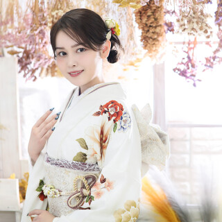 MIYAMA 秦野店 / 神奈川県 の店舗情報 | 人気の成人式振袖レンタル