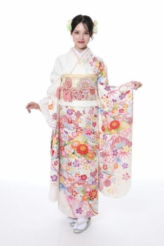 とみひろ振袖いちばん館の振袖 /黄色/ピンク色/キュート/花柄/ T-177