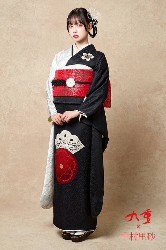 FURISODE LABの振袖 /黒色/クール/梅柄/ 【九重×中村里砂】RN-16 | My振袖